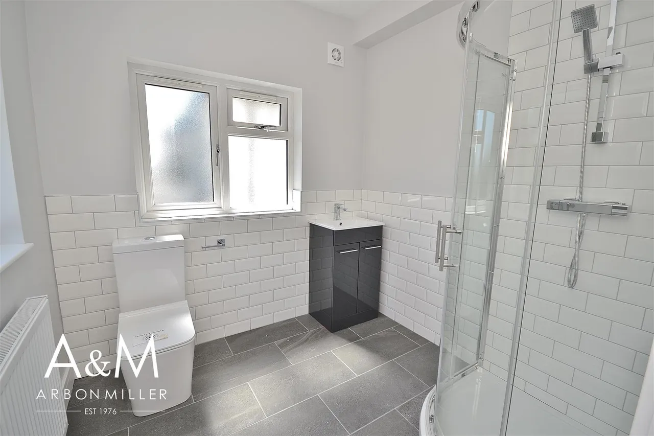 Rivington Avenue, Woodford Green, IG8, photo 11