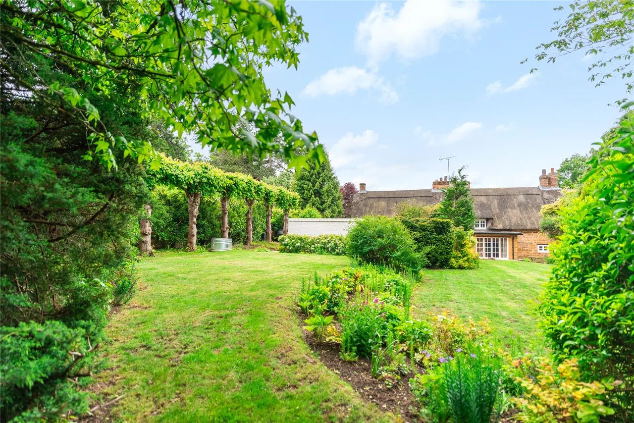 Rose Cottage, Brockhall, NN7, photo 8