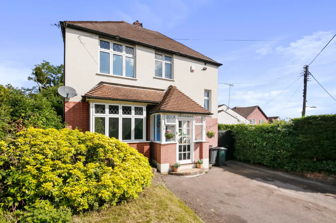 4 bed house for sale — Shirehall Road, Dartford