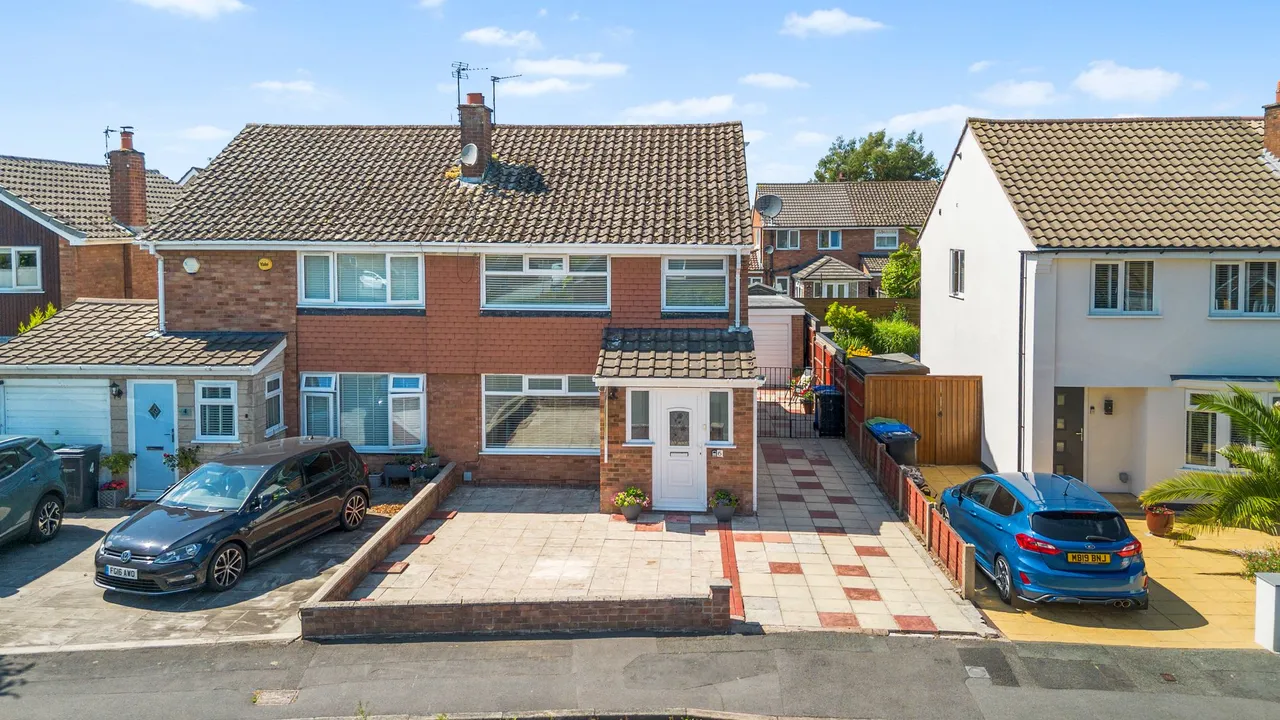 3 bed house for sale — Cromdale Way, Great Sankey, Warrington, Warrington, WA5 3NY
