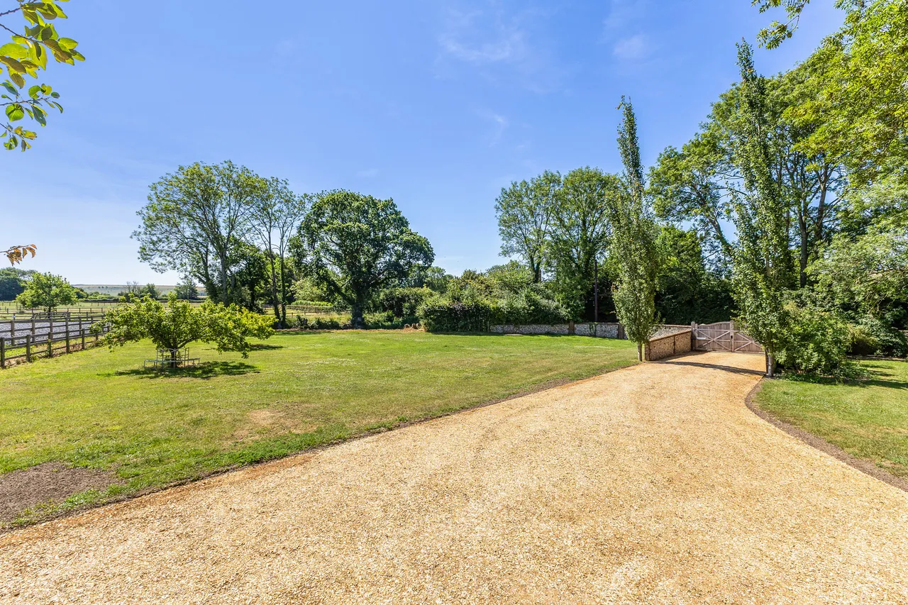 Lower House Farm, East Meon, Hampshire, photo 5