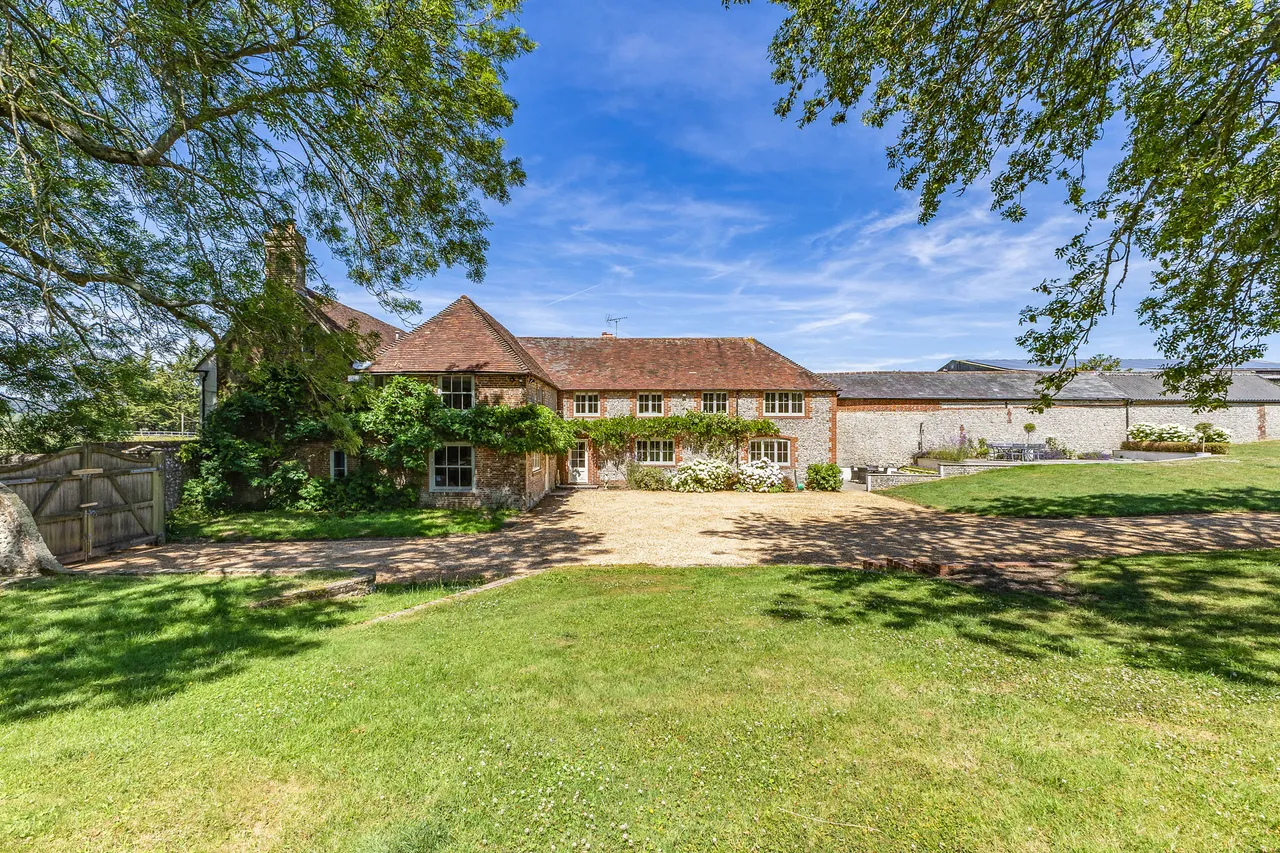 Lower House Farm, East Meon, Hampshire, photo 2