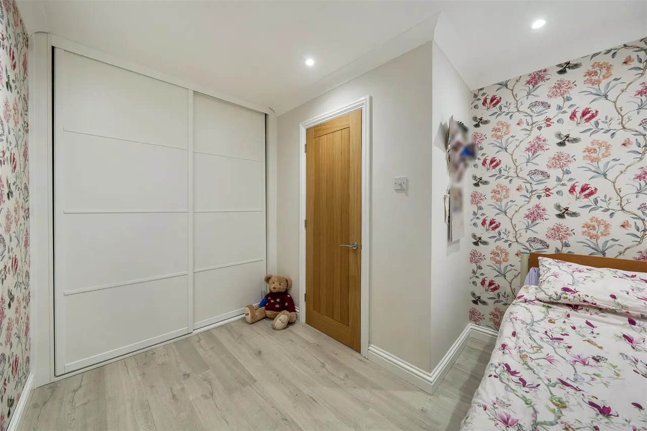 Wayfarer Close, Warsash, photo 17