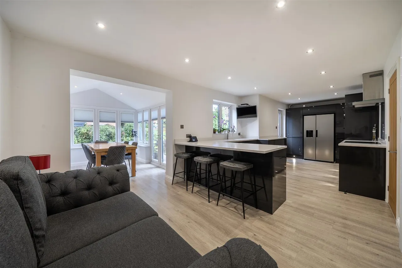 Wayfarer Close, Warsash, photo 3