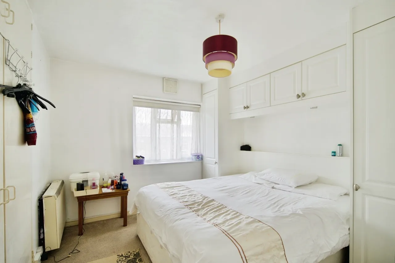 Kershaw Road, DAGENHAM, Essex, RM10, photo 9