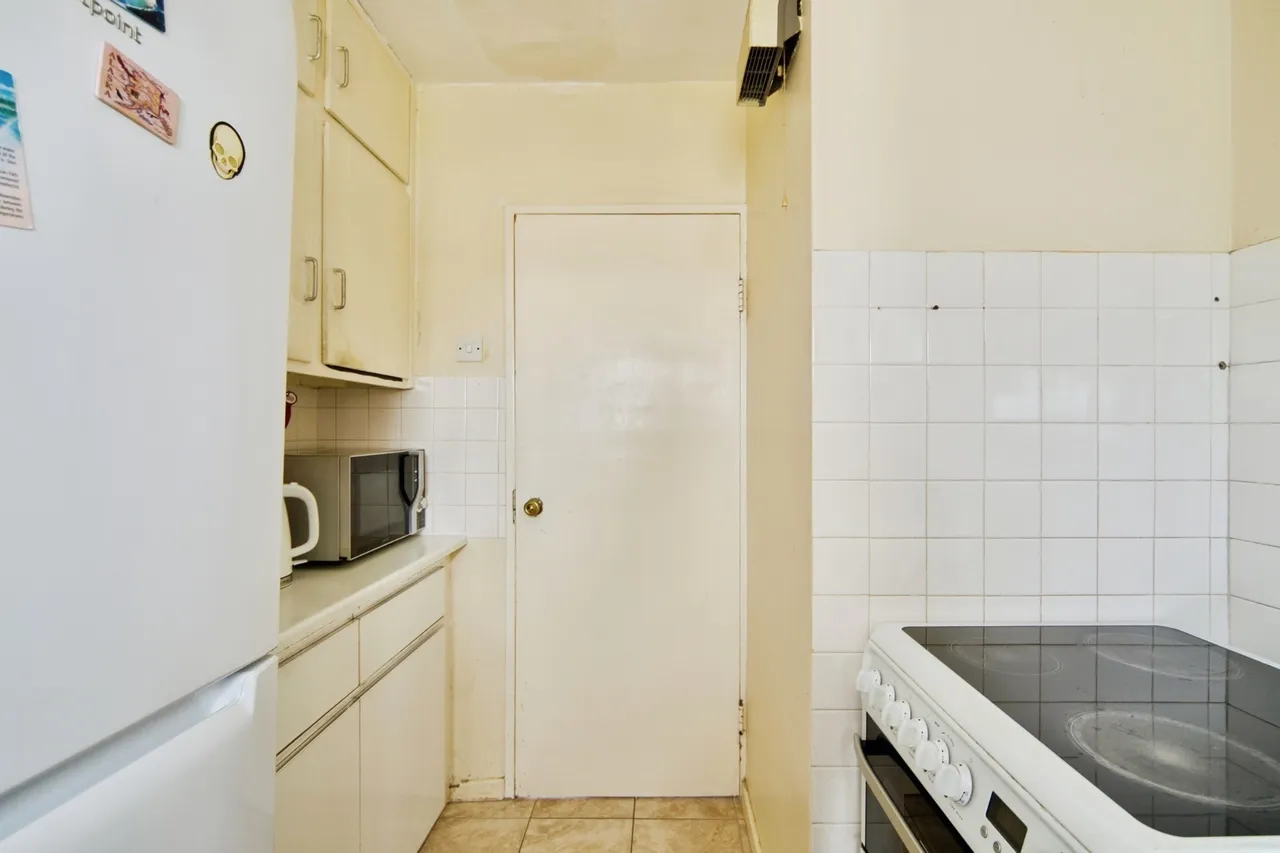 Kershaw Road, DAGENHAM, Essex, RM10, photo 10