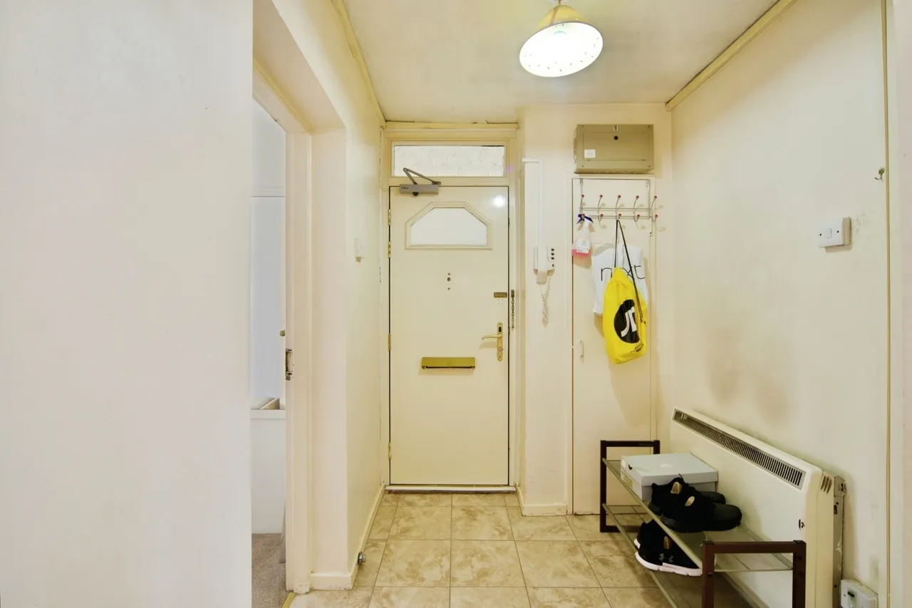 Kershaw Road, DAGENHAM, Essex, RM10, photo 6