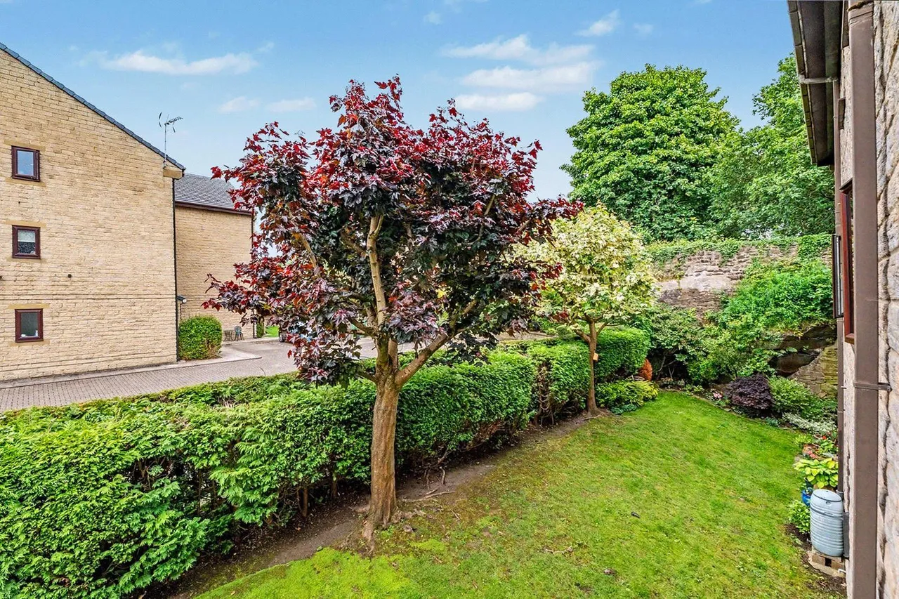 Kerry Garth, Horsforth, LS18, photo 10