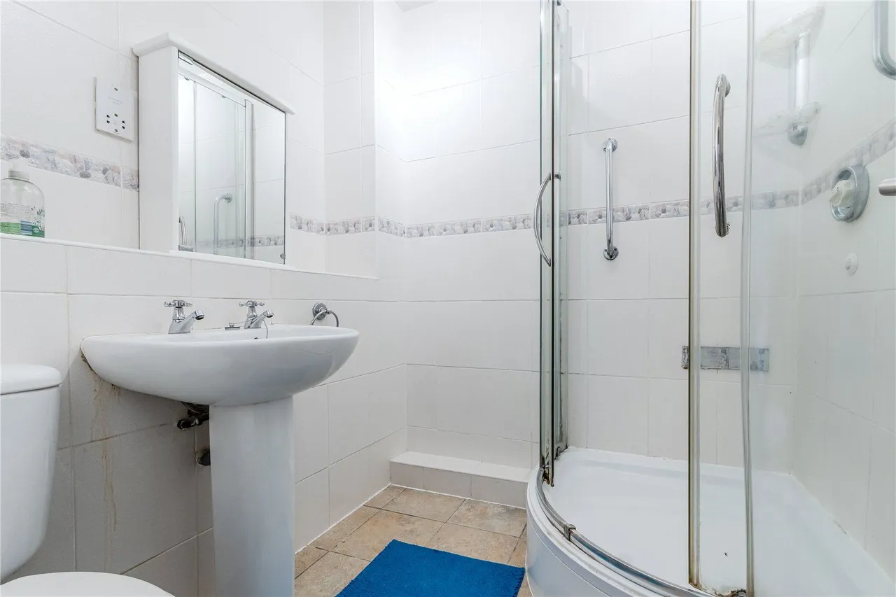 Kerry Garth, Horsforth, LS18, photo 8
