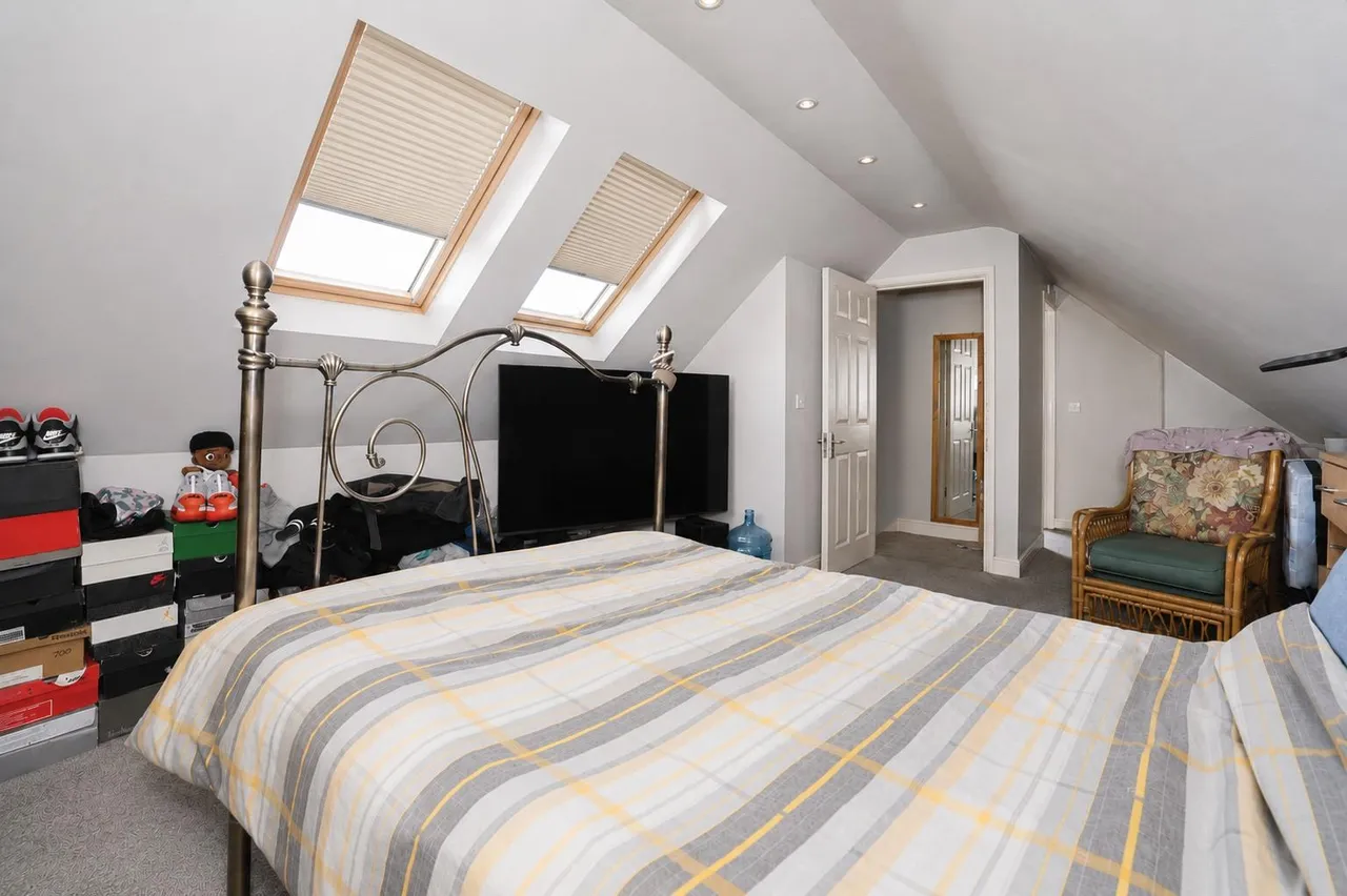 Greenways, Haywards Heath, RH16, photo 8