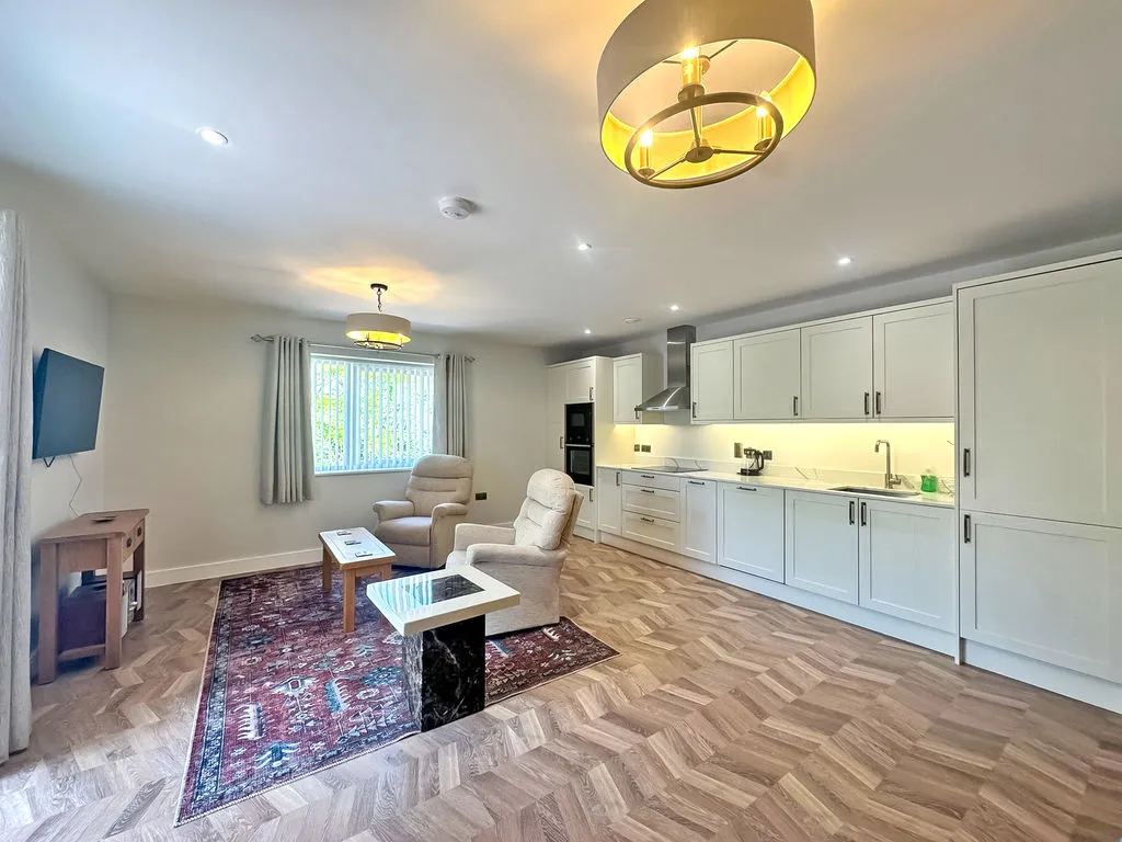 Walsall Road, Great Wyrley, WS6, photo 9