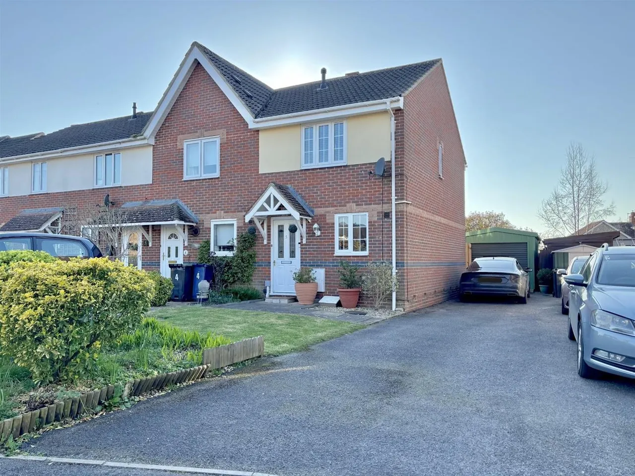 2 bed house for sale — Plantagenet Way, Gillingham, Dorset SP8 4TD