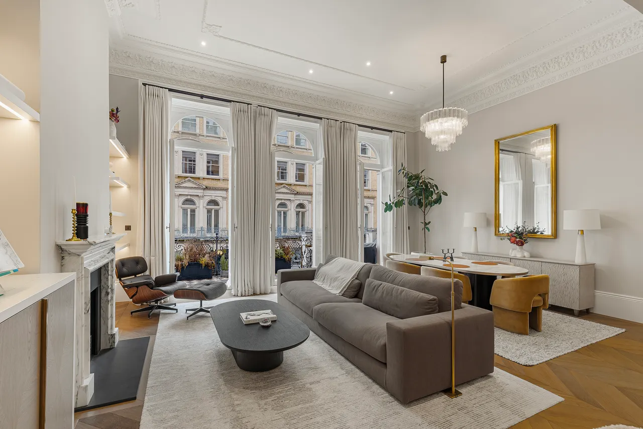 3 bed flat for sale — De Vere Gardens, Kensington, London