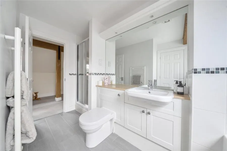 Lincoln View, Thatcham, RG18, photo 28