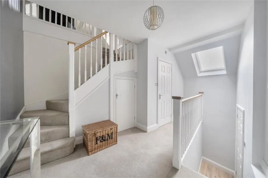 Lincoln View, Thatcham, RG18, photo 25