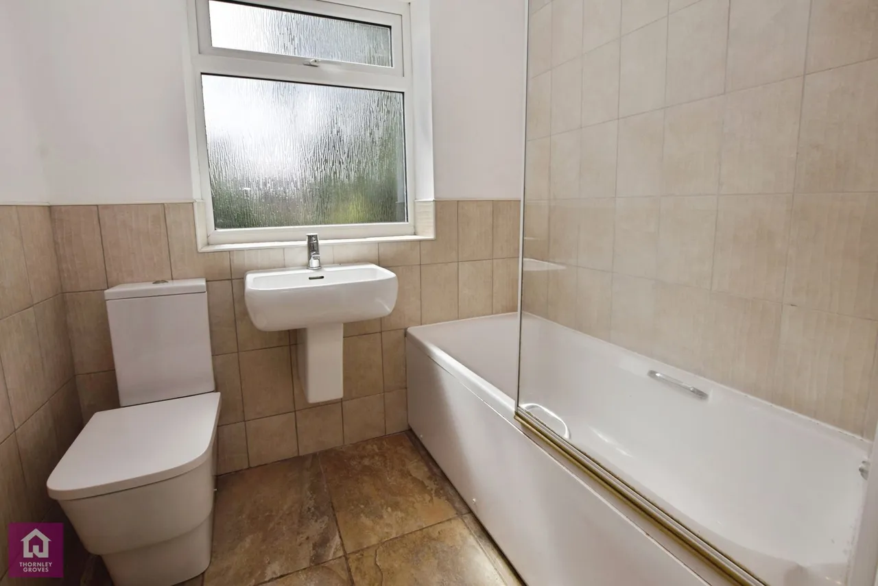Winterslow Avenue, Manchester, M23, photo 8