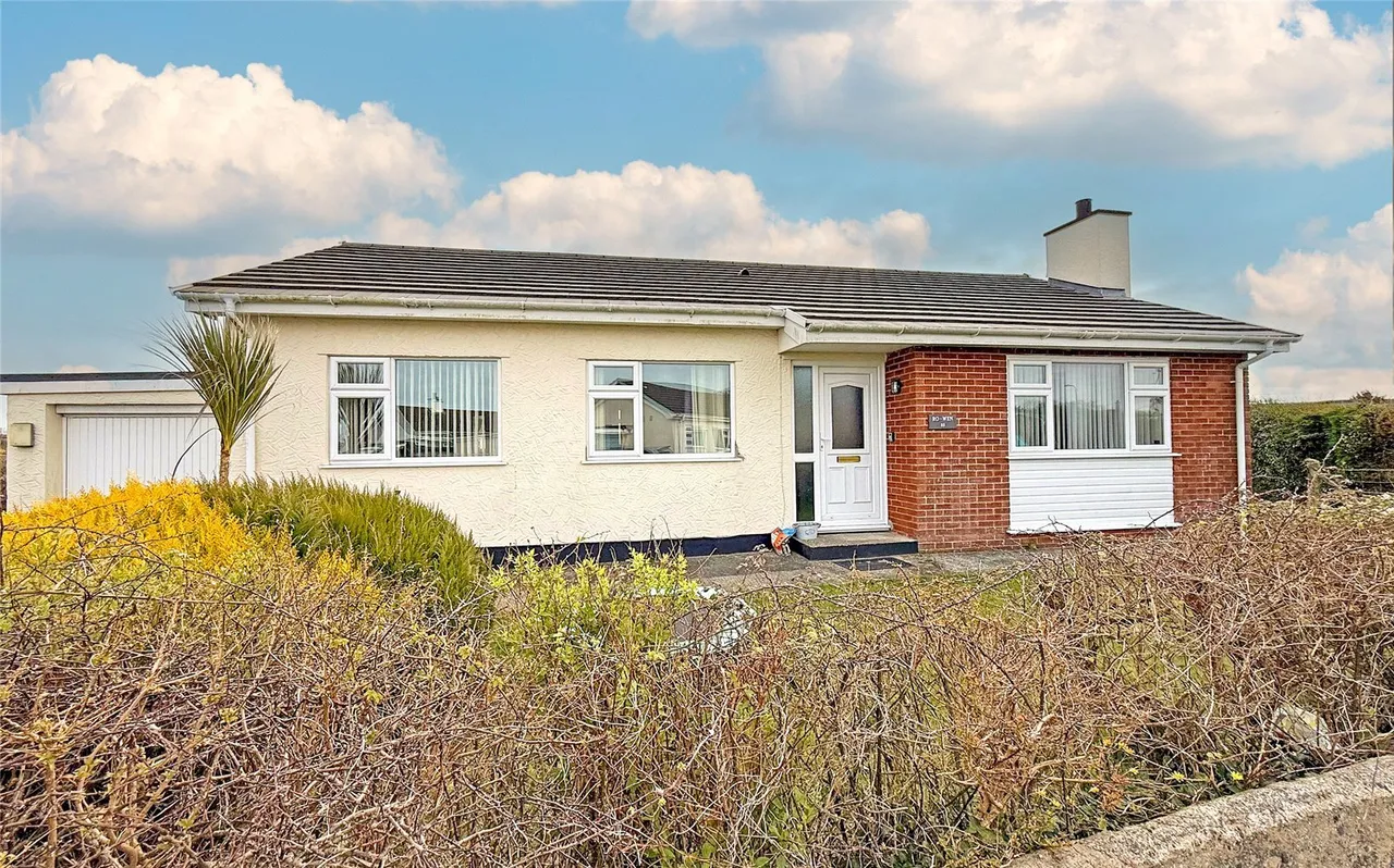Y Fron Estate, Cemaes Bay, photo 17