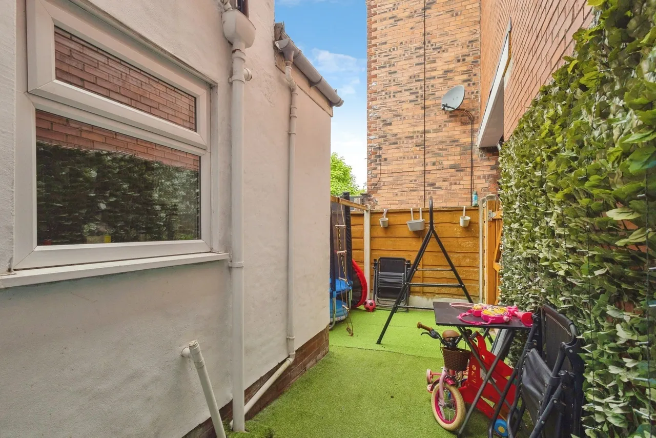 Granville Street, Ashton-under-Lyne, OL6, photo 15