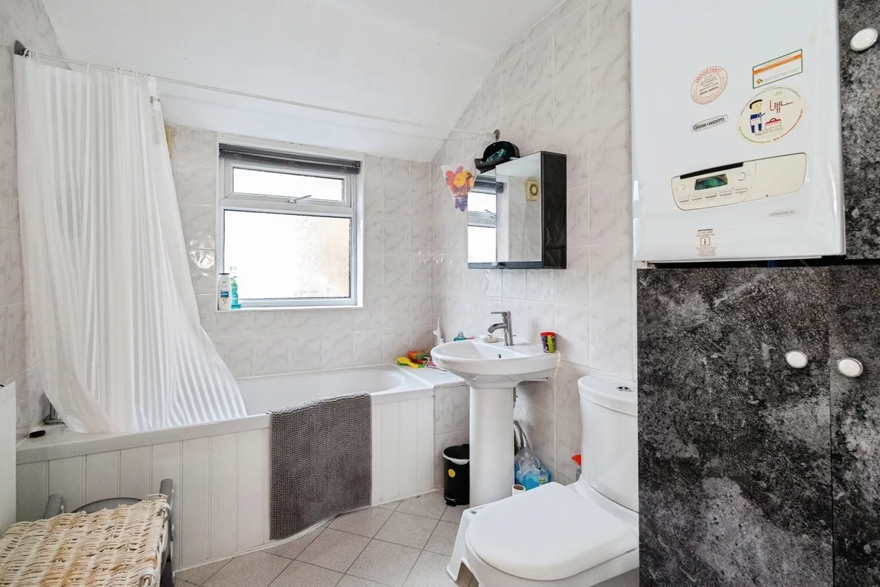 Granville Street, Ashton-under-Lyne, OL6, photo 14