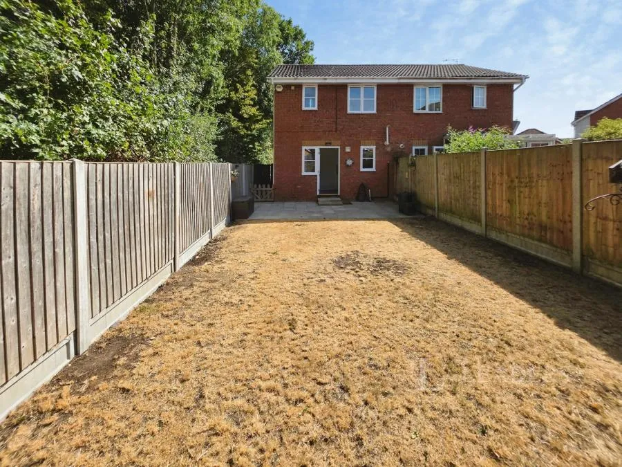 Challinor, Harlow, CM17, photo 11