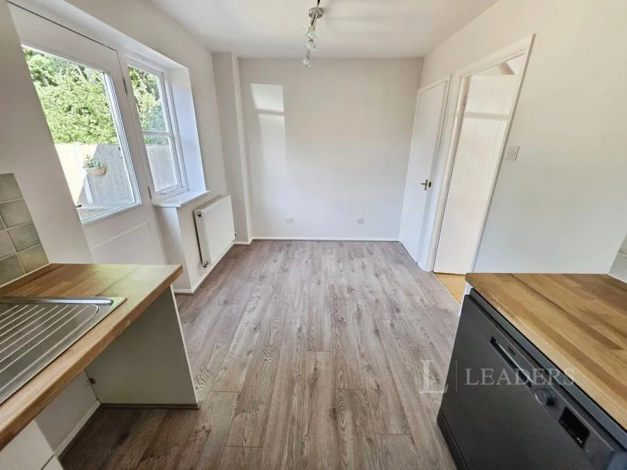 Challinor, Harlow, CM17, photo 4