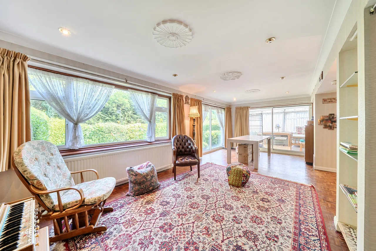 Brookdene Drive, Northwood, HA6, photo 4
