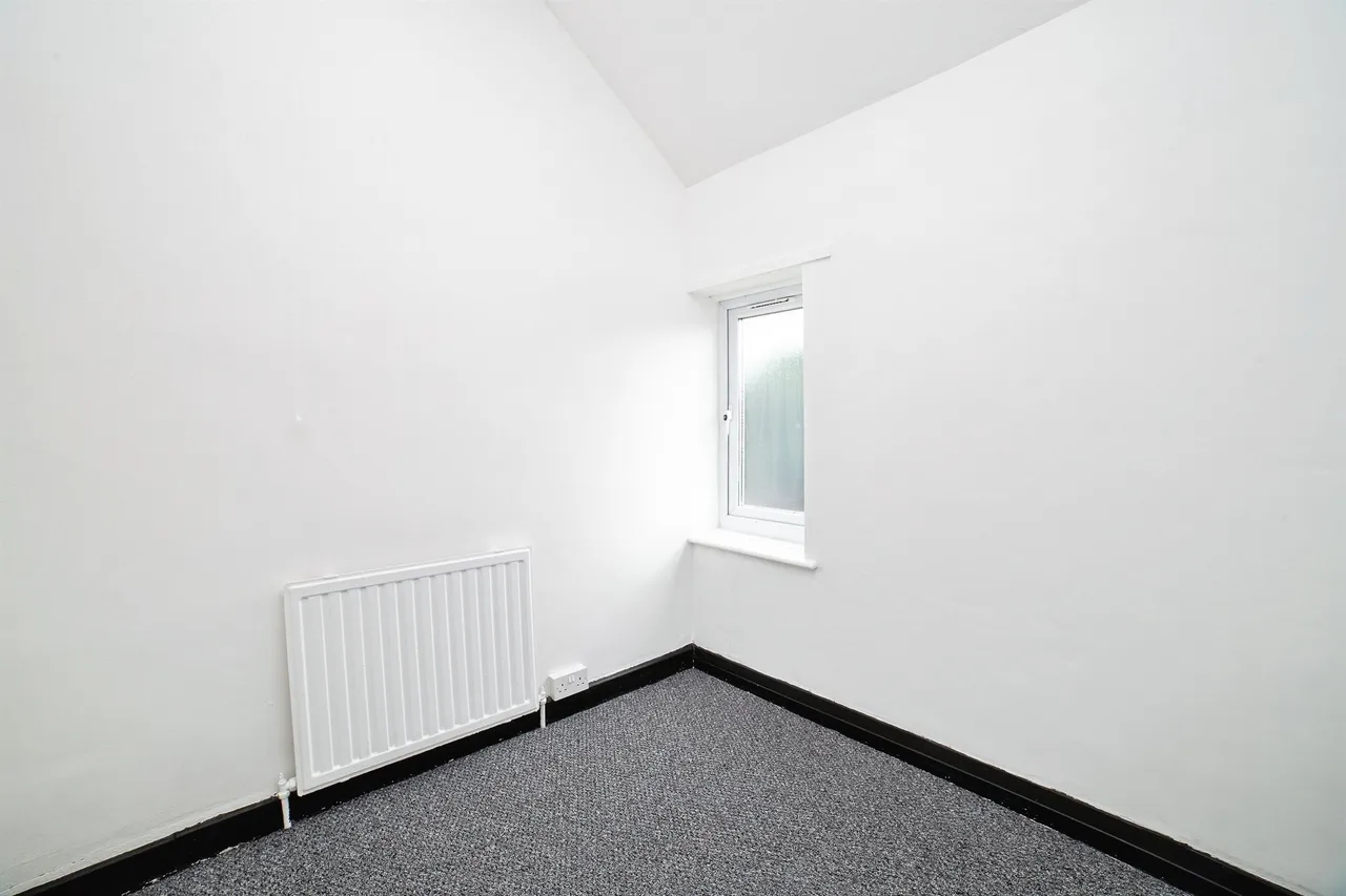 Portland Street, New Houghton, NG19, photo 12