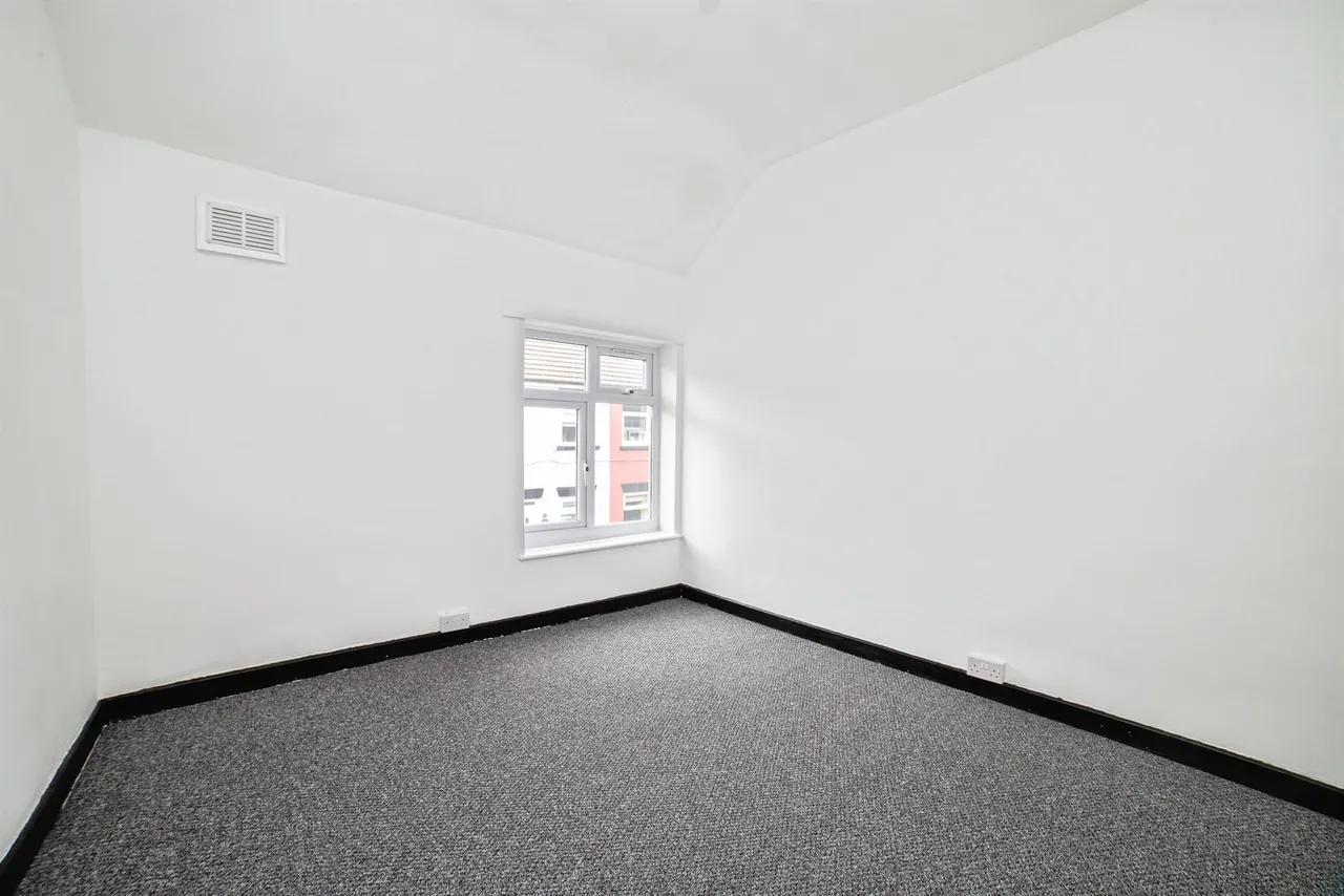 Portland Street, New Houghton, NG19, photo 10