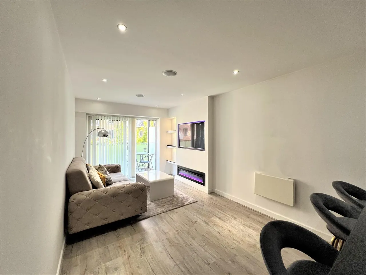 Commander Avenue, London, photo 8