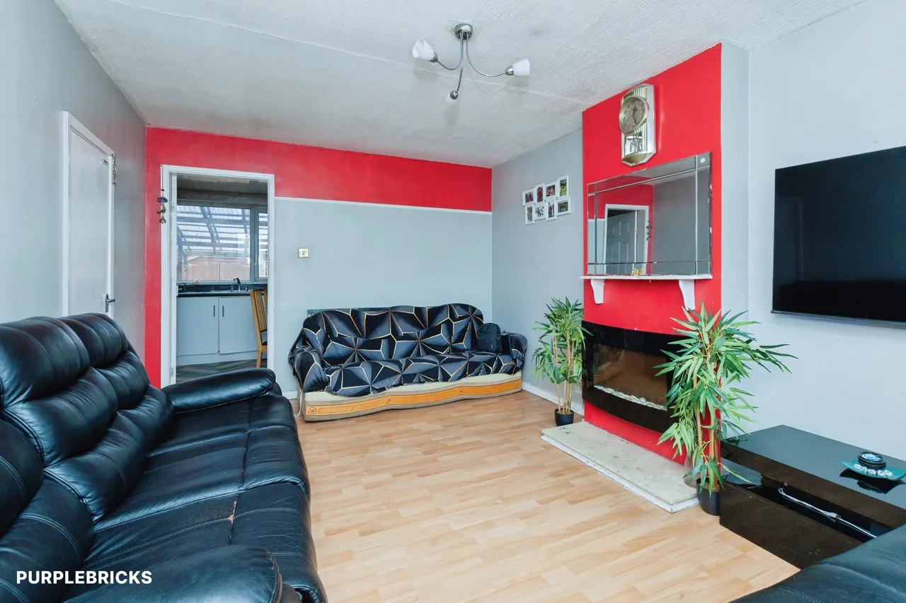 2 bed house for sale, Jeremy Close, Leicester, LE4