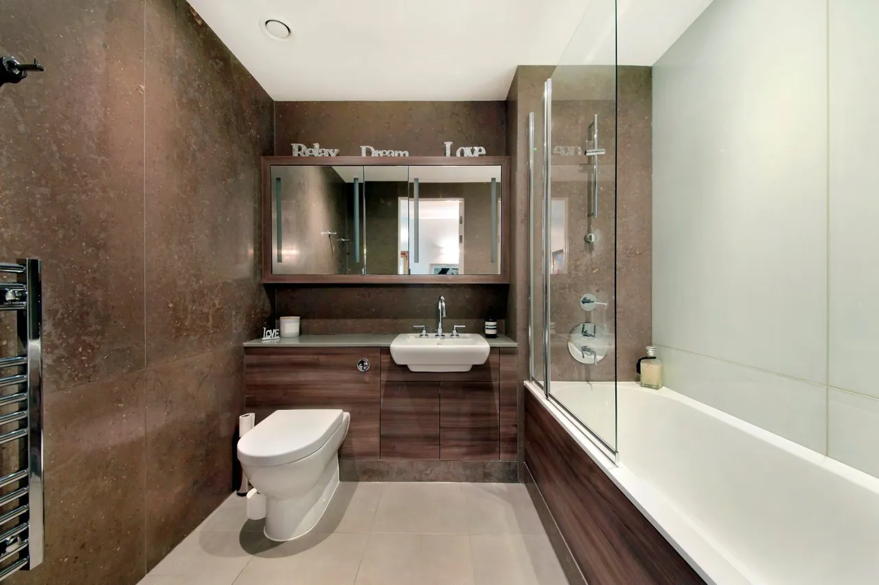 Juniper Drive, London, SW18, photo 13