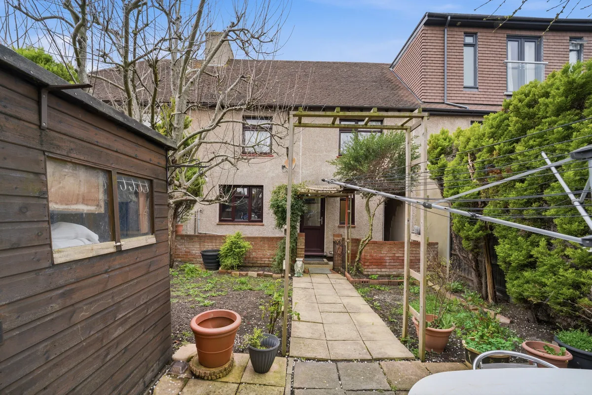 Sunbury on Thames, TW16, photo 3