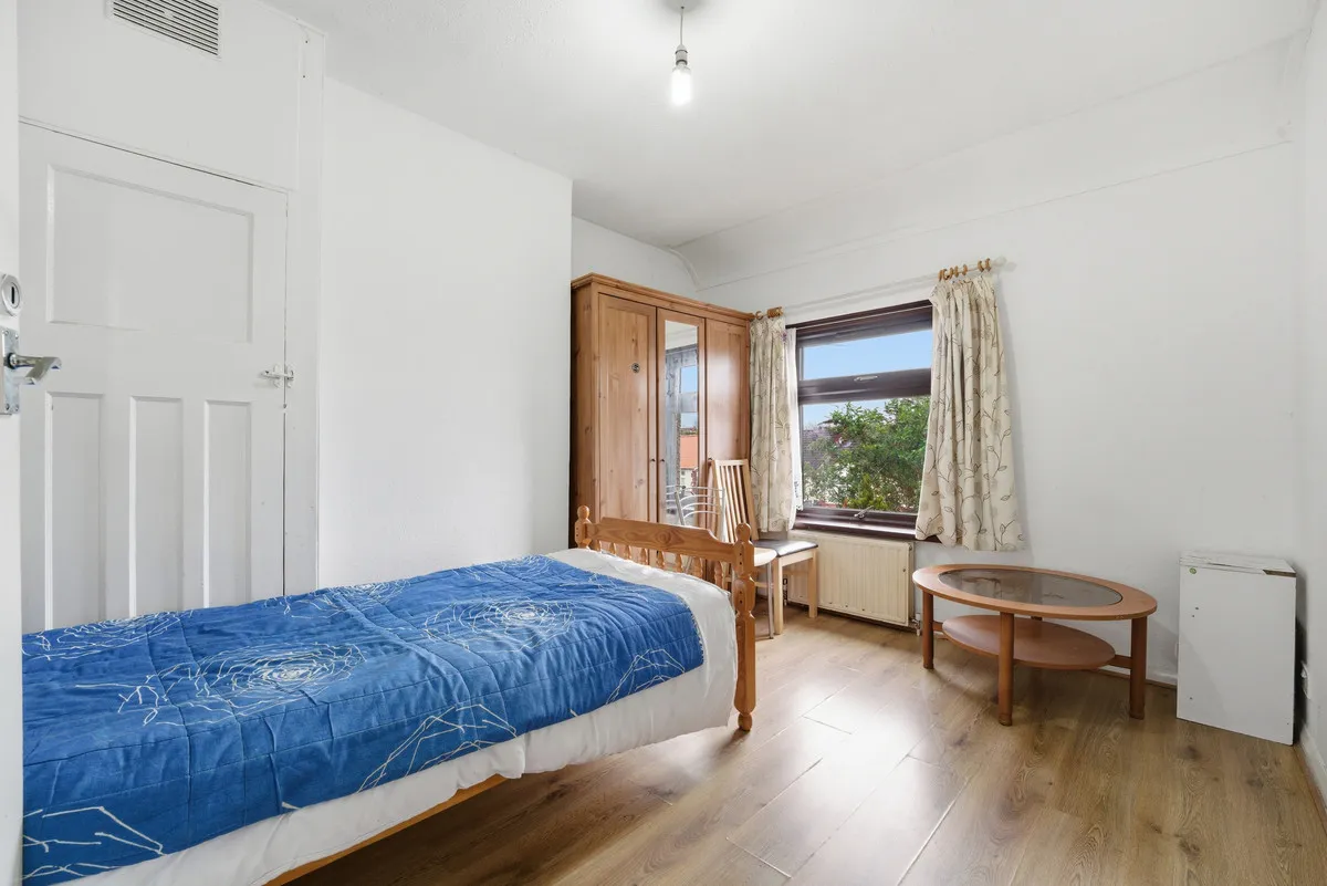 Sunbury on Thames, TW16, photo 4