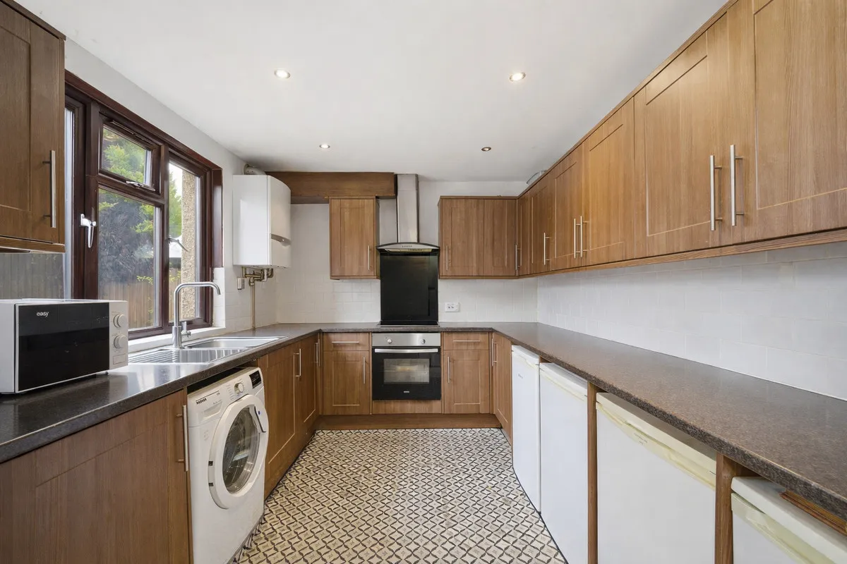 Sunbury on Thames, TW16, photo 8