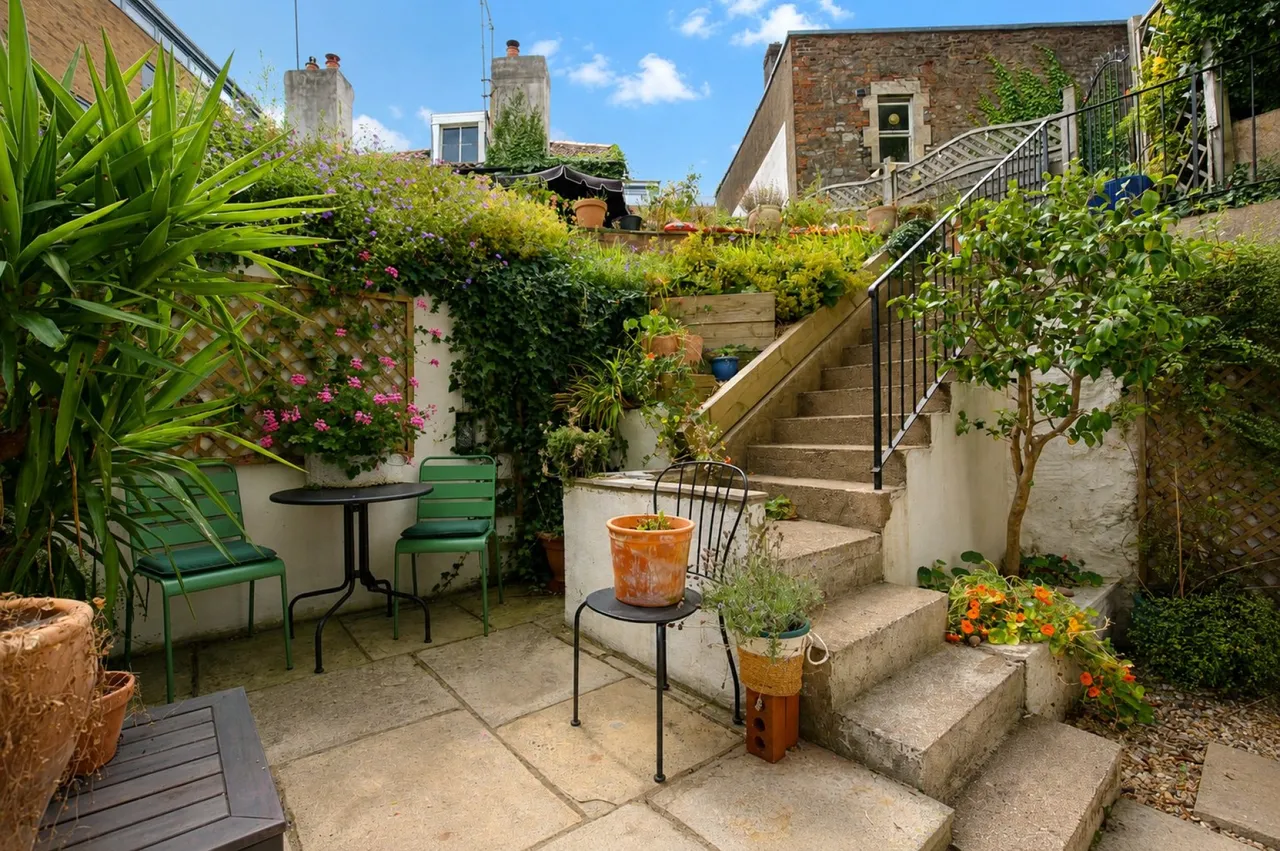 Victoria Square, Clifton, BS8, photo 12