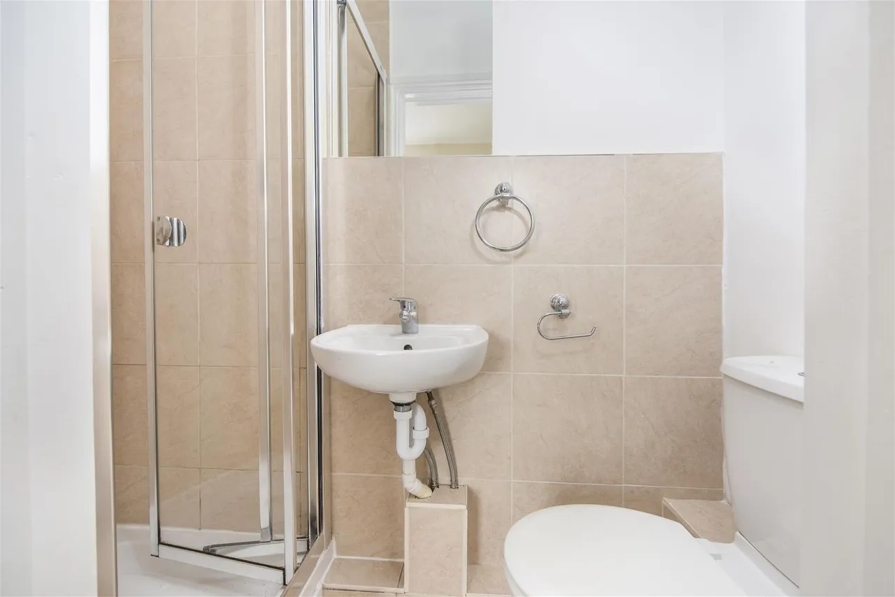 Stuart Road, High Wycombe, HP13, photo 14