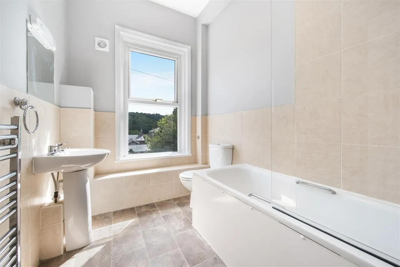 Stuart Road, High Wycombe, HP13, photo 11