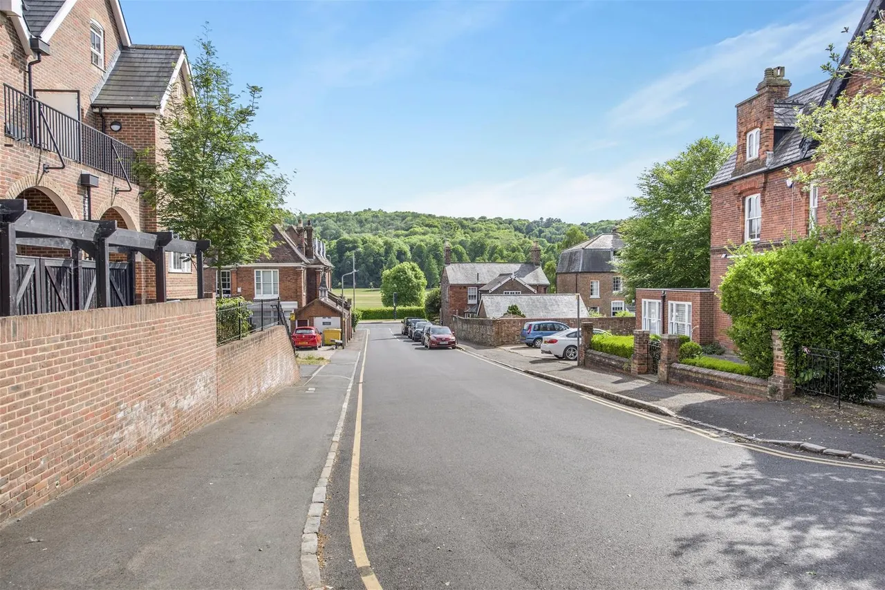Stuart Road, High Wycombe, HP13, photo 7