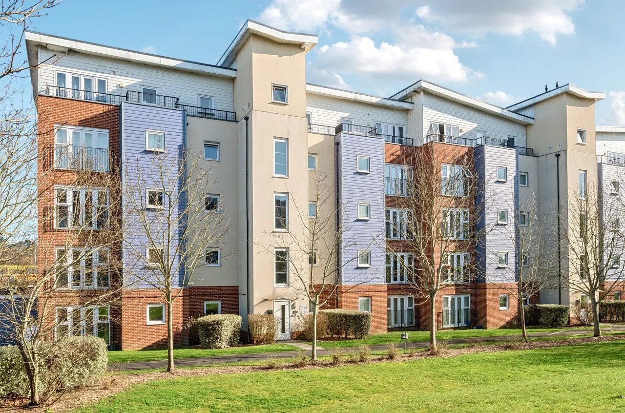 1 bed flat to rent, Alexander Square, Silver Sub, SO50