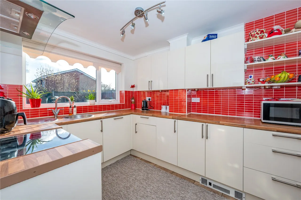 Redstone Close, Church Hill North, Worcestershire, B98 9AE, photo 2