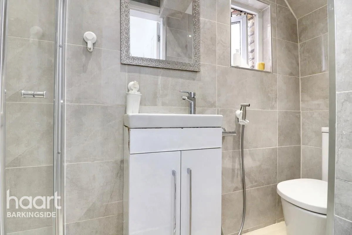 Bute Road, Barkingside, IG6, photo 16