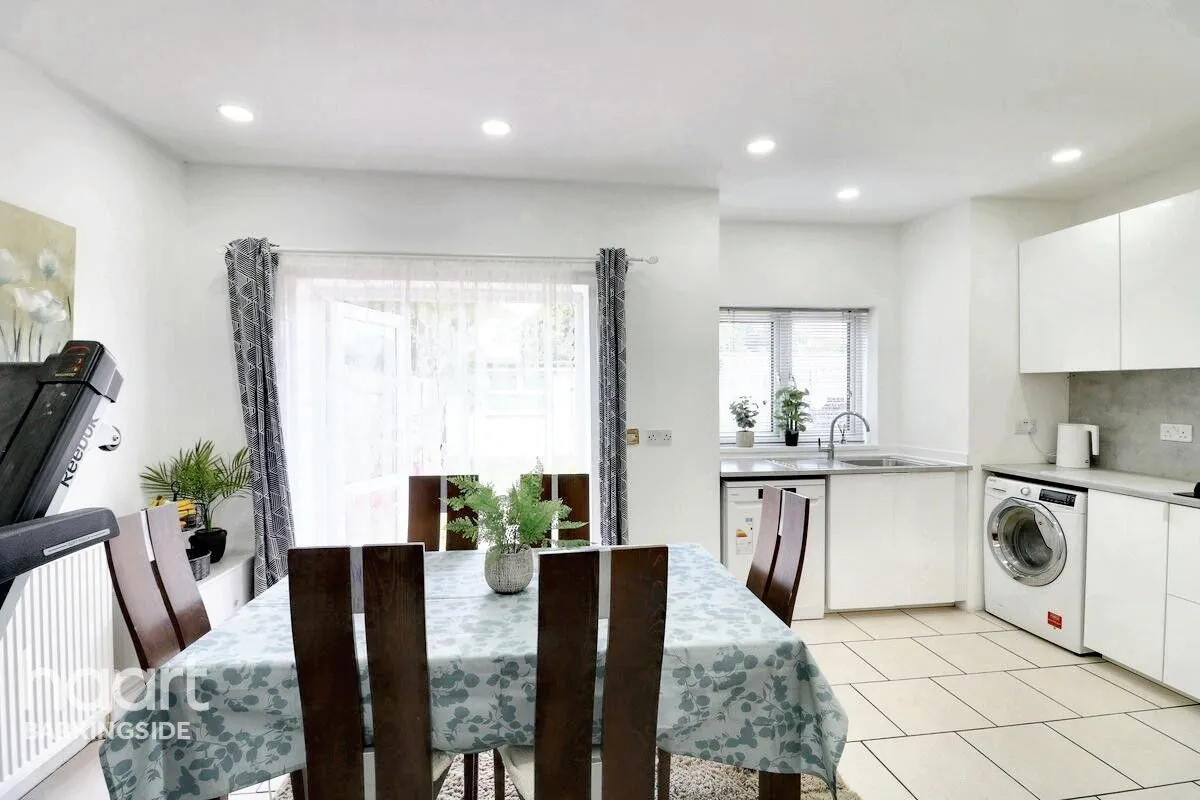 Bute Road, Barkingside, IG6, photo 13