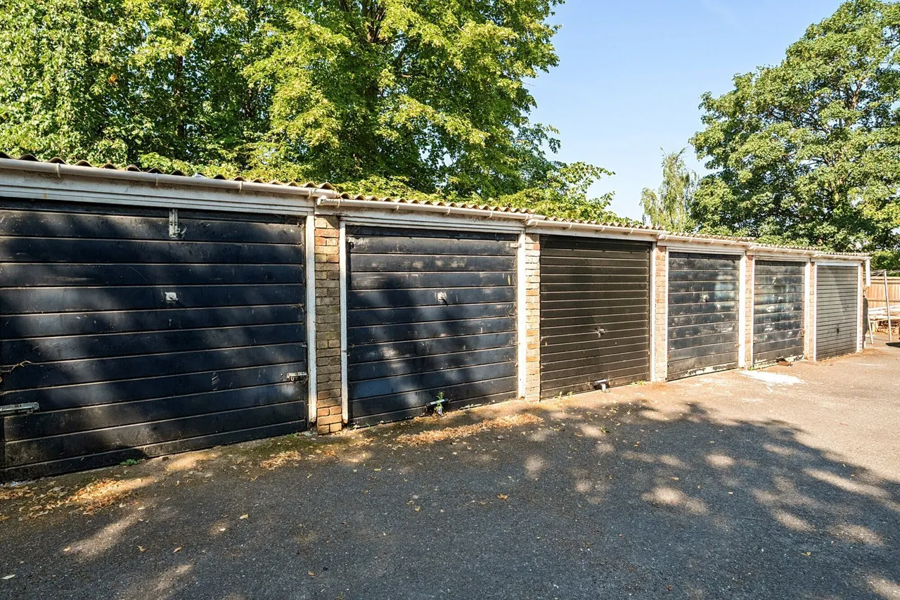 Burnt Ash Hill, SE12, photo 8