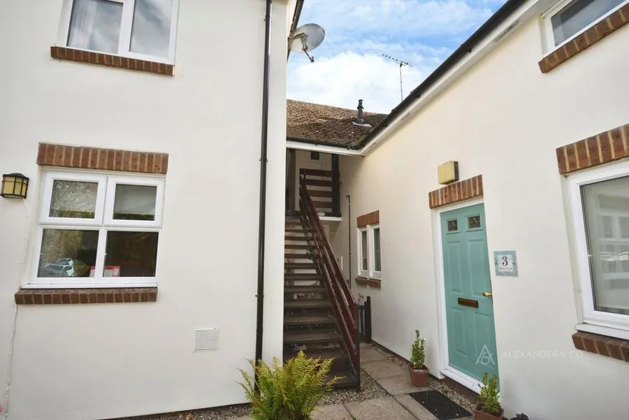 Baker Street, Waddesdon, HP18, photo 4