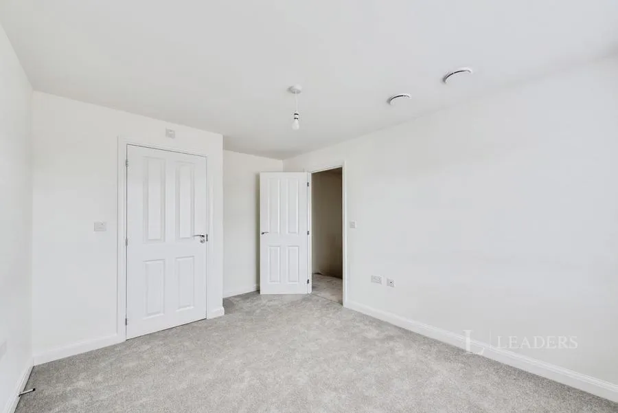 Three Smiths, Highworth, SN6, photo 7