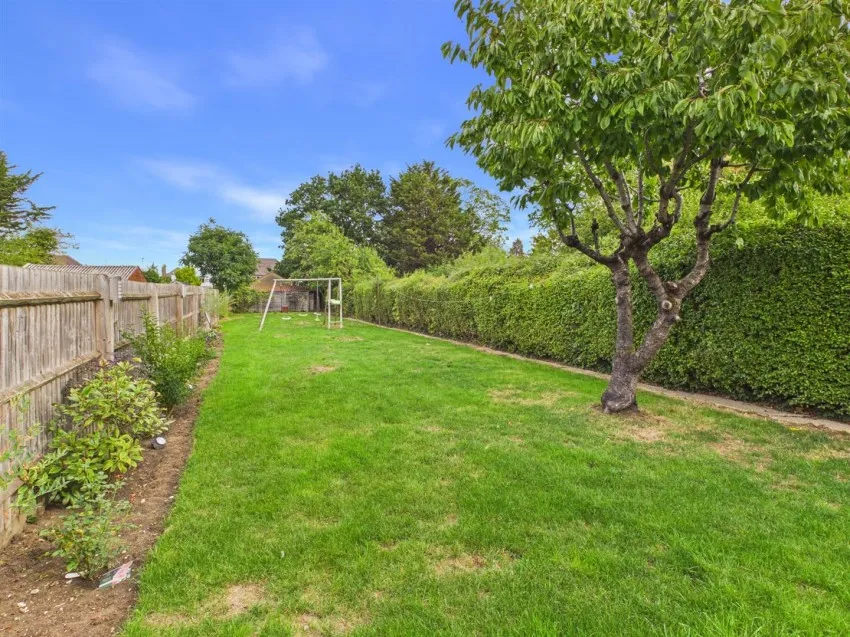 Merevale Road, Elmbridge, photo 16