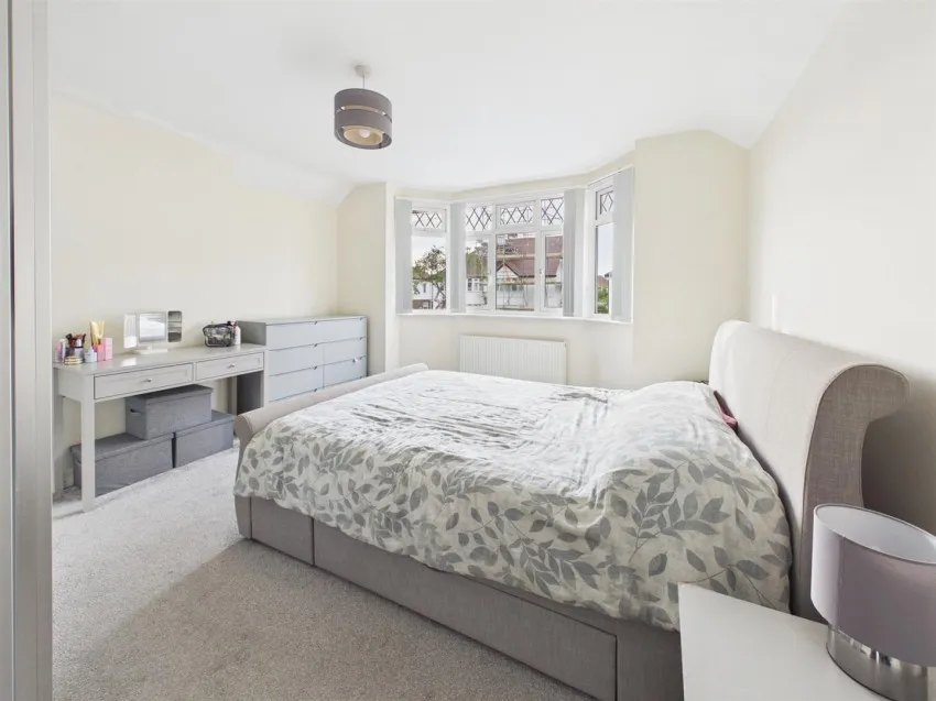 Merevale Road, Elmbridge, photo 10