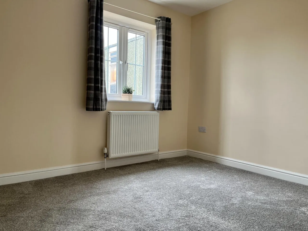 Westgate, Sleaford, NG34, photo 7
