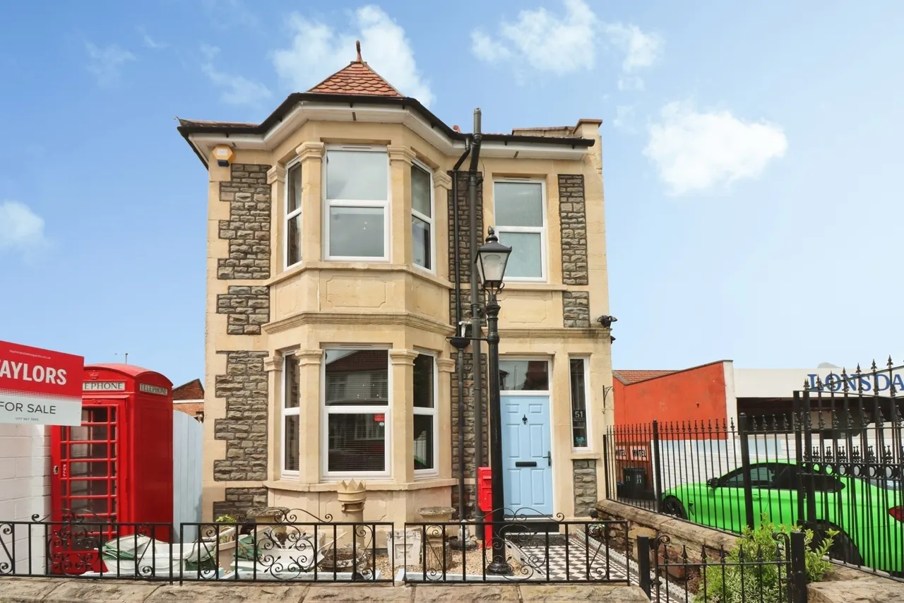 4 bed house for sale — Woodland Way, Kingswood, Bristol, BS15