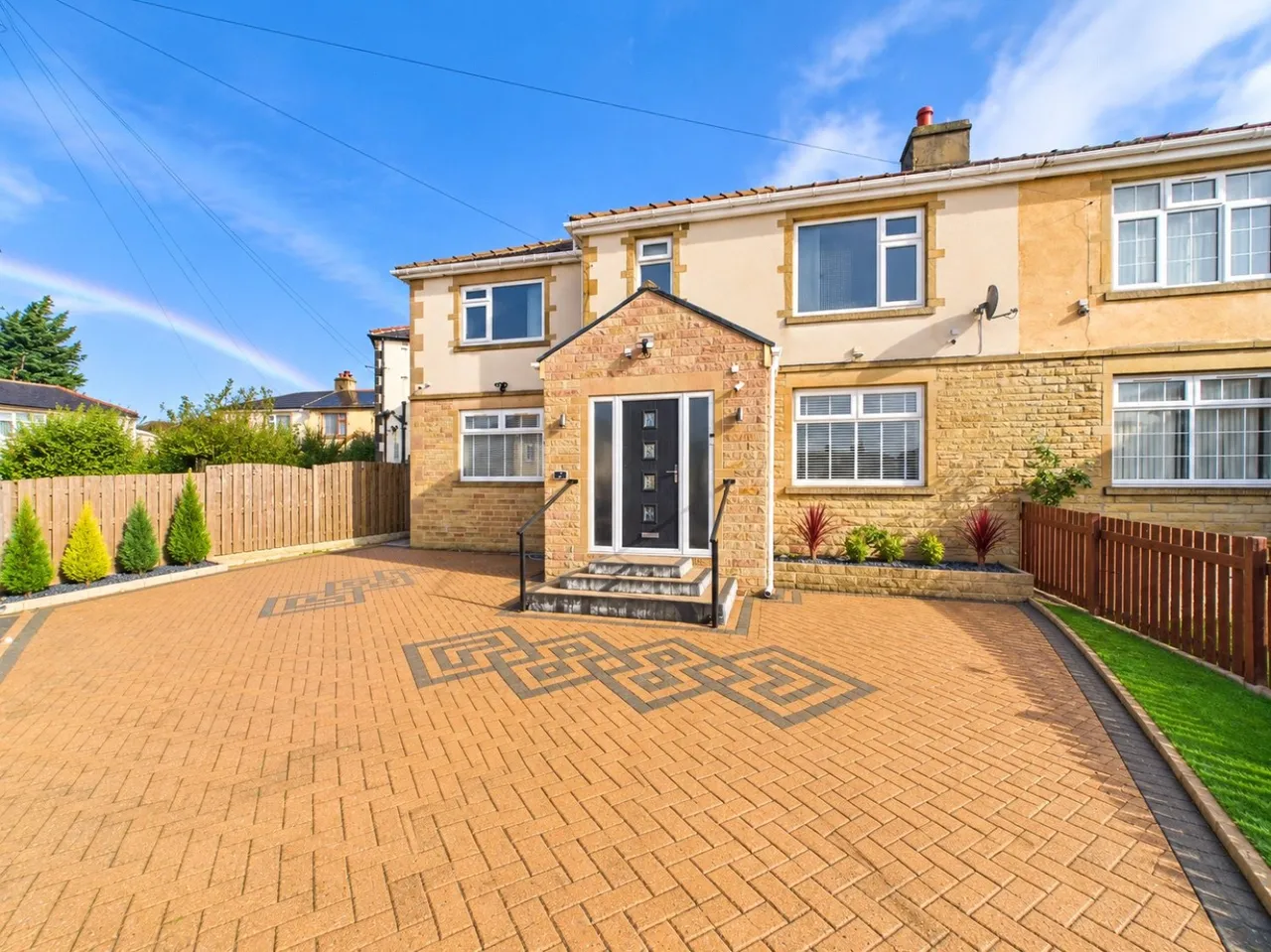Killinghall Grove, Bradford, BD2, photo 24